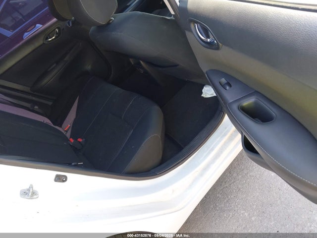 Nissan Sentra 2018 3N1AB7AP0JY241845 Image 8