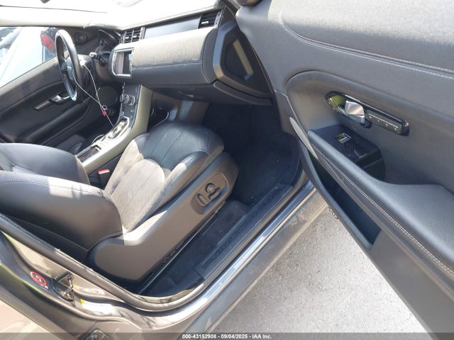 Land Rover aj20p 2019 SALVP2RX5KH345048 Image 5