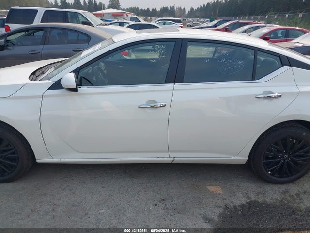 Nissan 2025 2025 1N4BL4DW6SN406656 Image 14