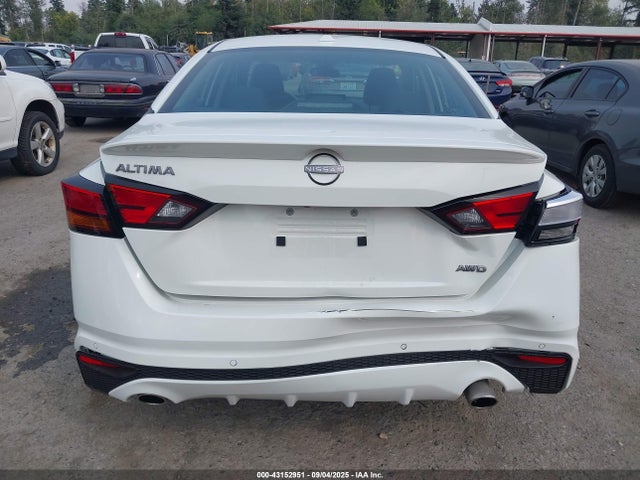 Nissan 2025 2025 1N4BL4DW6SN406656 Image 16