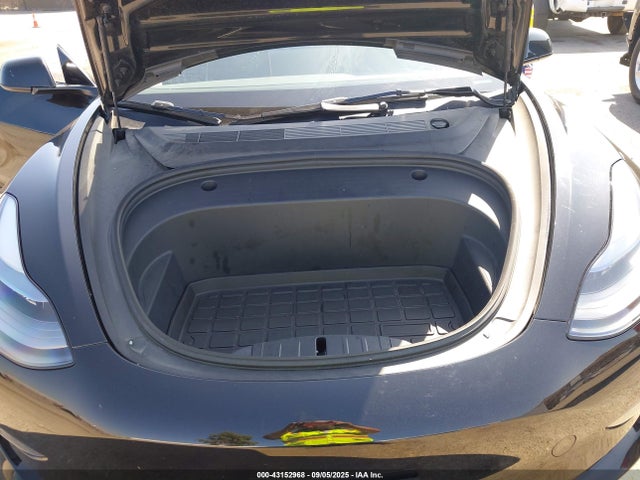 2023 TESLA MODEL 3 5YJ3E1EA1PF626688 Photo 9
