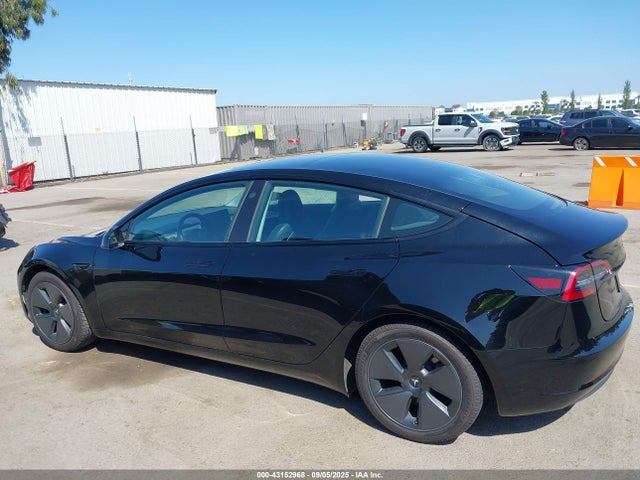 Tesla 2023 2023 5YJ3E1EA1PF626688 Image 13