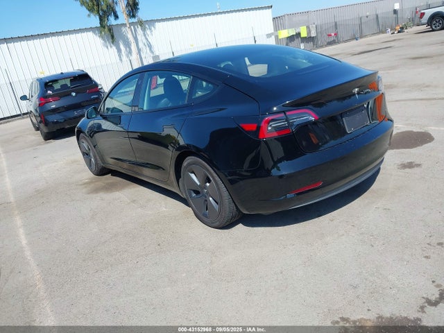 2023 TESLA MODEL 3 5YJ3E1EA1PF626688 Photo 2