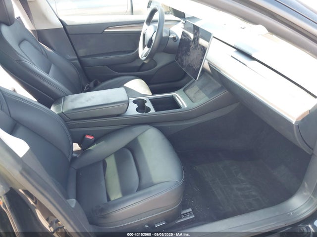 2023 TESLA MODEL 3 5YJ3E1EA1PF626688 Photo 4