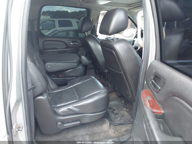 2010 CADILLAC ESCALADE ESV 1GYUCJEF2AR208741 Photo 7