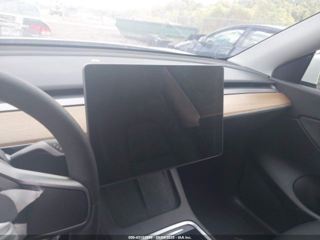 2022 TESLA MODEL Y 7SAYGDEF6NF467907 Photo 6