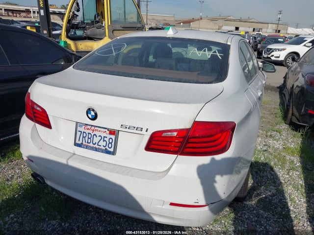 BMW 528I 2014 WBA5A5C58ED505143 Image 16