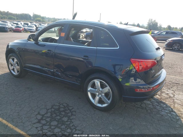 2011 AUDI Q5 WA1LFAFP0BA033366 Photo 2