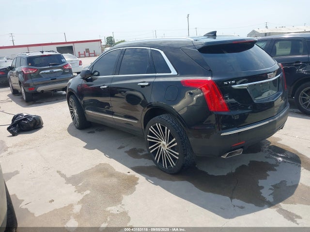 2017 CADILLAC XT5 1GYKNBRS9HZ325239 Photo 2