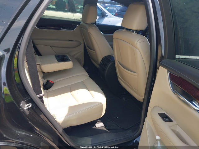 2017 CADILLAC XT5 1GYKNBRS9HZ325239 Photo 7