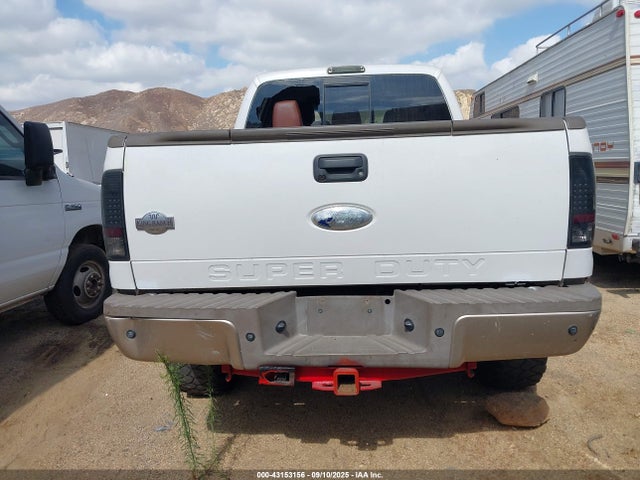 2011 Ford F-350 Lariat მანქანა იყიდება აუქციონზე, vin: 1FT8W3BT9BEC65354, აუქციონის ნომერი: 43153156
