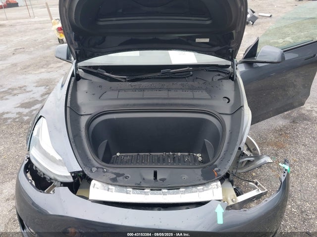 2023 TESLA MODEL Y 7SAYGDEE9PF883931 Photo 9