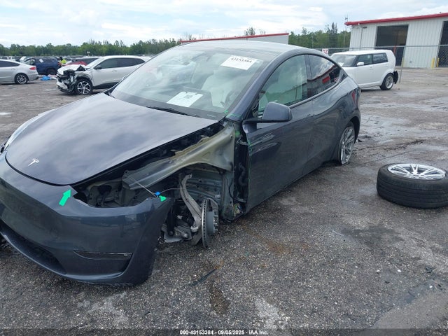 2023 TESLA MODEL Y 7SAYGDEE9PF883931 Photo 5