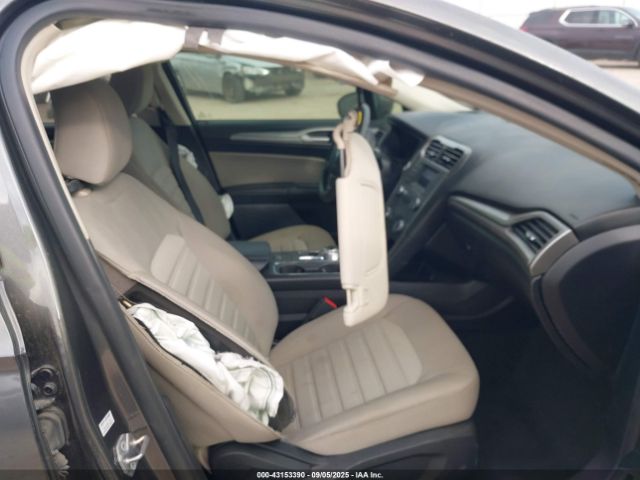 2020 FORD FUSION 3FA6P0G78LR103721 Photo 4