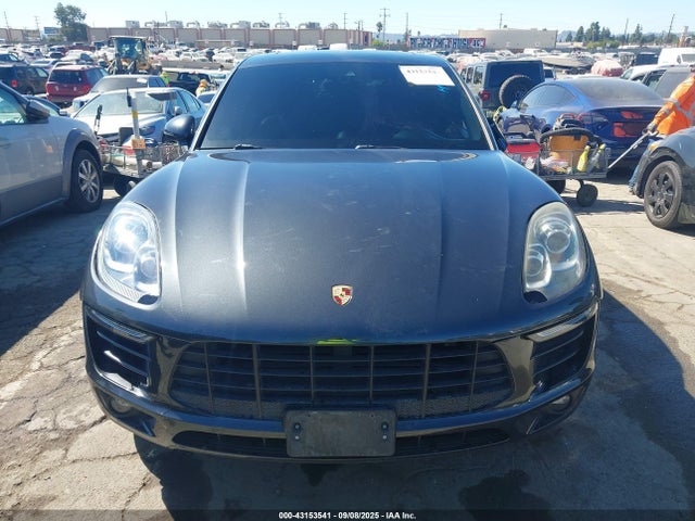 Porsche Macan 2017 WP1AA2A56HLB00717 Image 12