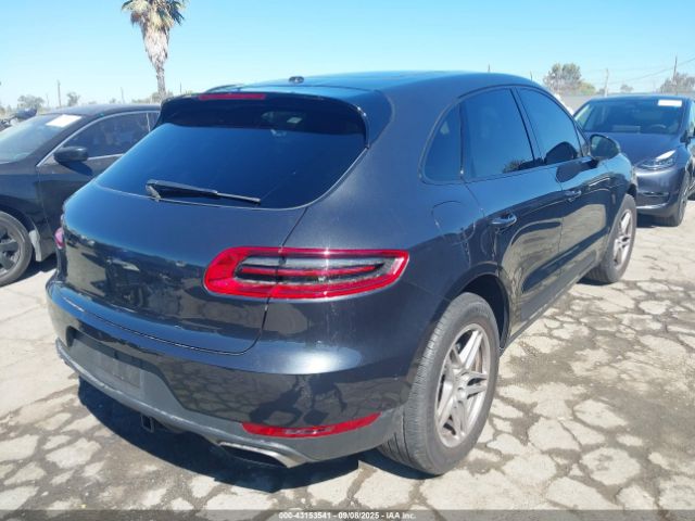 2017 PORSCHE MACAN WP1AA2A56HLB00717 Photo 3