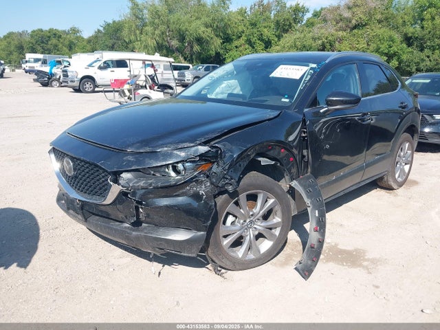Mazda py 2022 3MVDMBDL7NM458515 Image 2