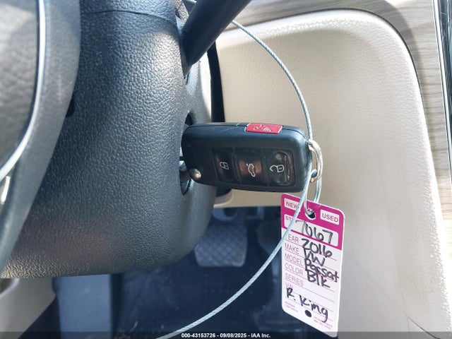1VWBS7A3XGC033730 Volkswagen 2016