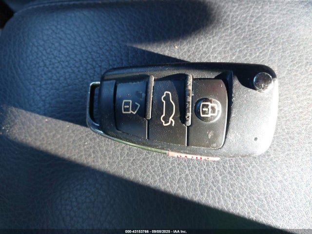 2016 AUDI A3 WAUJ8GFF8G1067268 Photo 10