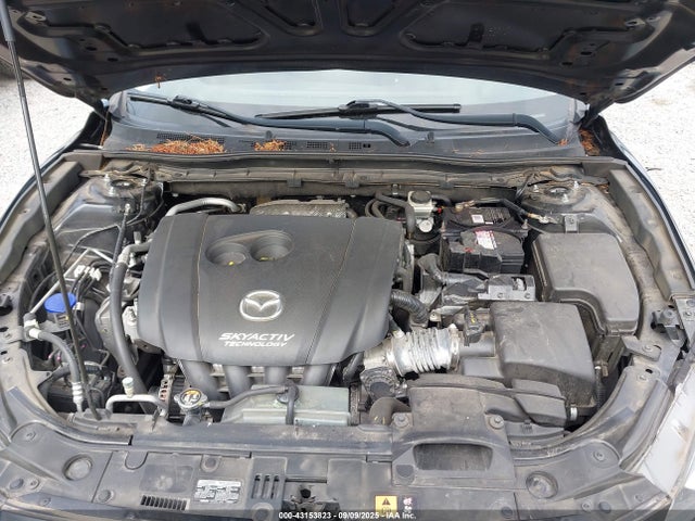3MZBM1U77FM151589 Mazda pe