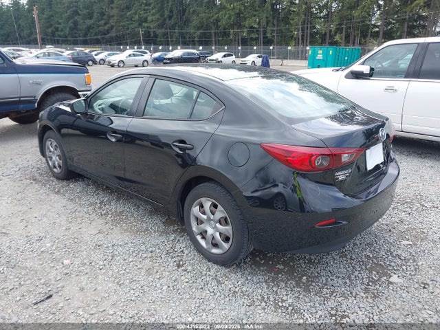 3MZBM1U77FM151589 Mazda pe