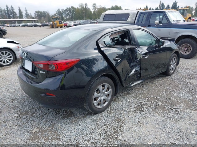 3MZBM1U77FM151589 Mazda pe