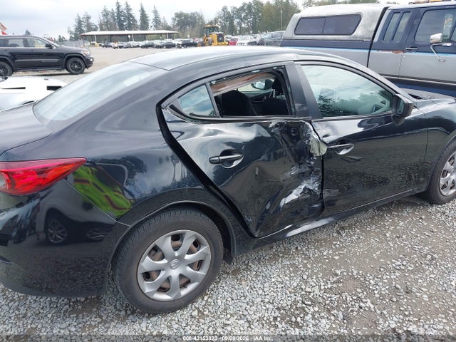 3MZBM1U77FM151589 Mazda pe