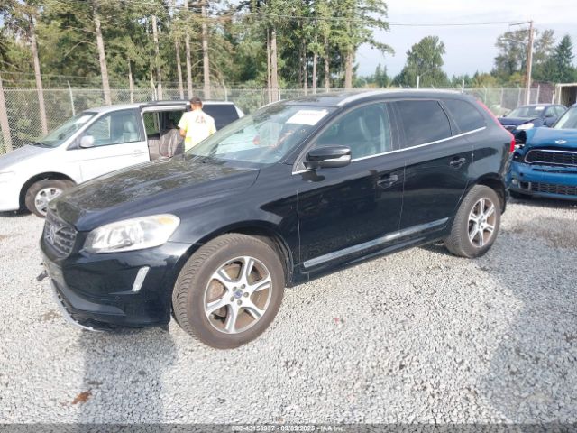 2015 VOLVO XC60 YV4902RK4F2711301 Photo 1