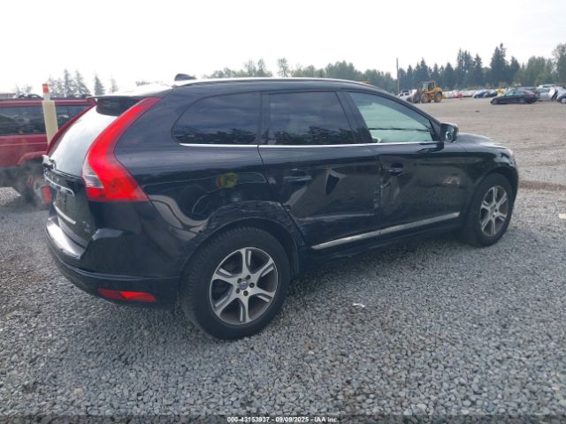 2015 VOLVO XC60 YV4902RK4F2711301 Photo 3