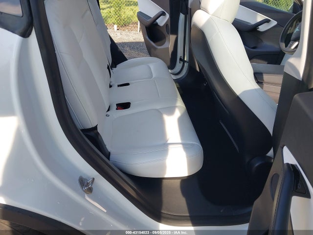 2020 TESLA MODEL Y 5YJYGDEE1LF053466 Photo 7