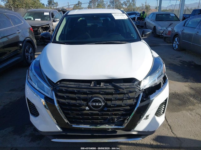 Nissan 2023 2023 3N1CP5BV4PL565141 Image 12
