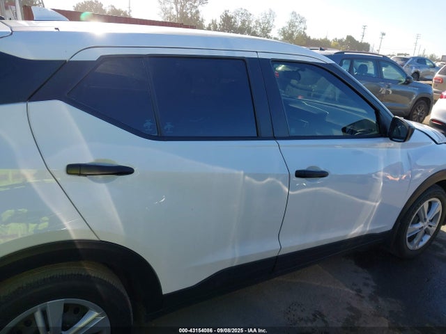 Nissan 2023 2023 3N1CP5BV4PL565141 Image 13