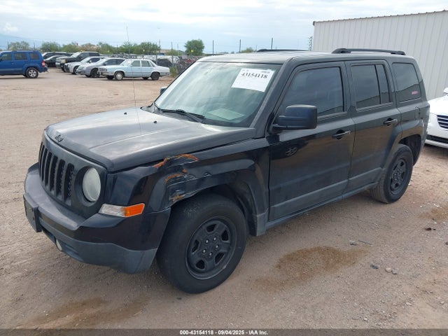 Jeep Patriot 2014 1C4NJPBA3ED882010 Image 2