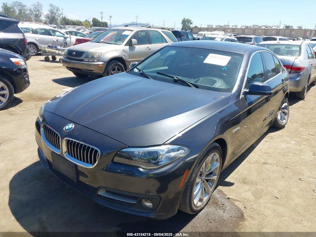 WBA5A5C57GG351431 BMW 528I