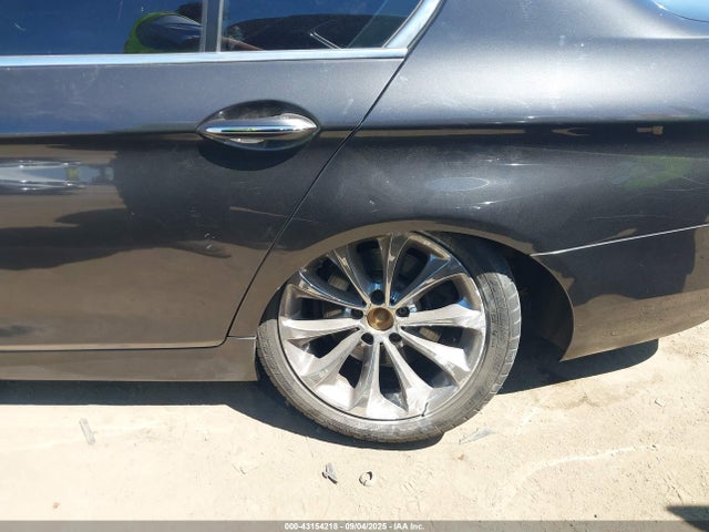 WBA5A5C57GG351431 BMW 528I