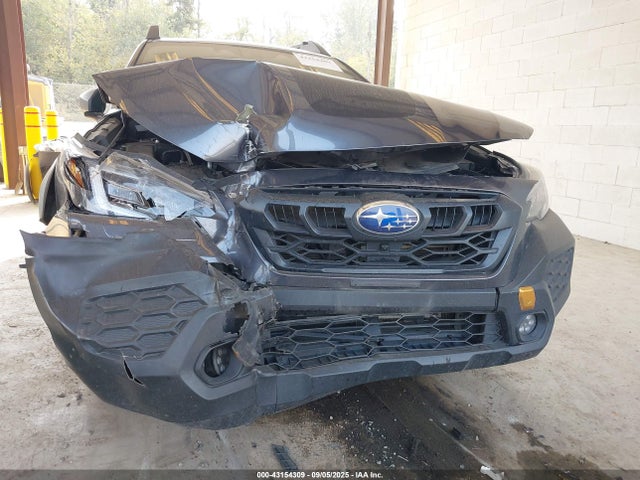 4S4BTGSD8S3182830 Subaru u4