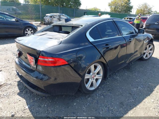 2017 JAGUAR XE SAJAK4BNXHA956575 Photo 3