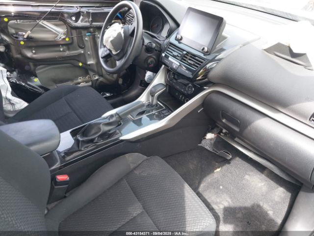 2022 MITSUBISHI ECLIPSE CROSS JA4ASVAA4NZ060962 Photo 4