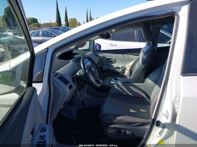 JTDZN3EU7HJ073815 Toyota 2zr-fxe, 5jm
