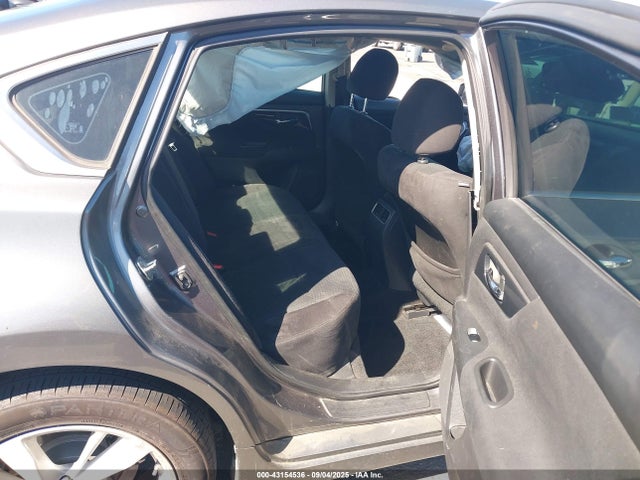 1N4AL3AP3EN249904 Nissan 2014