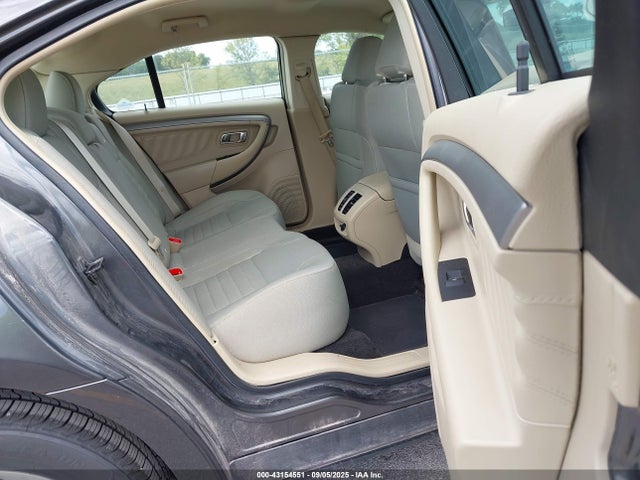 1FAHP2D88FG154312 Ford 2015