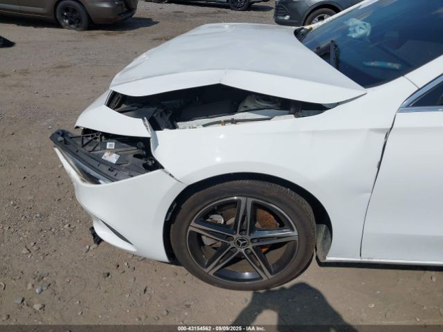 2022 MERCEDES-BENZ A 220 W1K3G4FB9NJ357368 Photo 5