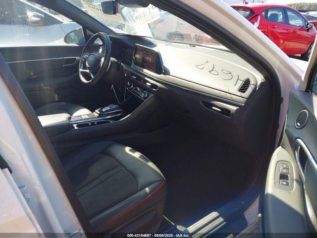 43154697 :رقم المزاد ، 5NPEJ4J22LH048570 vin ، 2020 Hyundai Sonata Sel Plus مزاد بيع