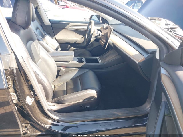 2021 TESLA MODEL 3 5YJ3E1EB9MF074037 Photo 4