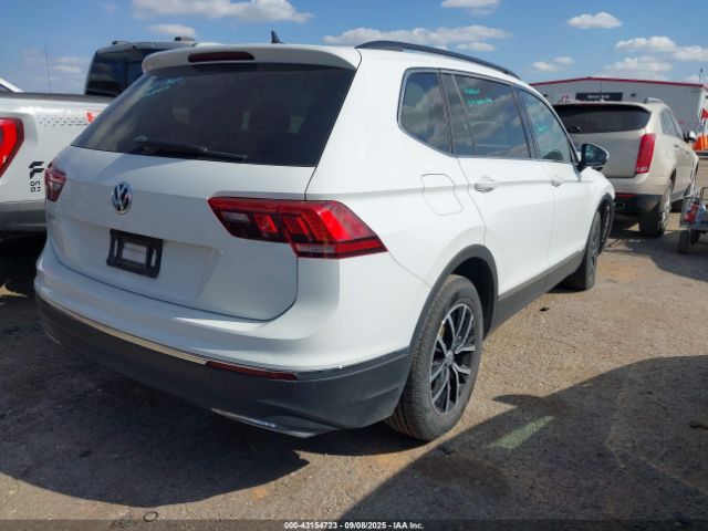 2021 VOLKSWAGEN TIGUAN 3VV3B7AX5MM094408 Photo 3