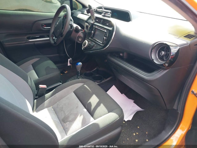 JTDKDTB31J1618879 Toyota 1nz-fxe+1lm