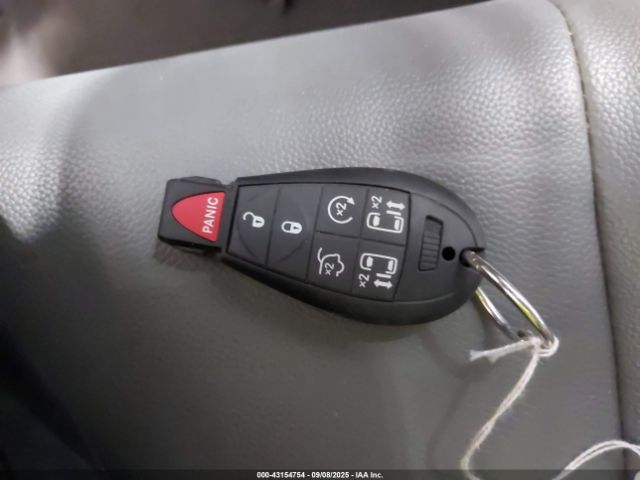 2010 CHRYSLER TOWN & COUNTRY 2A4RR5D12AR130196 Photo 10