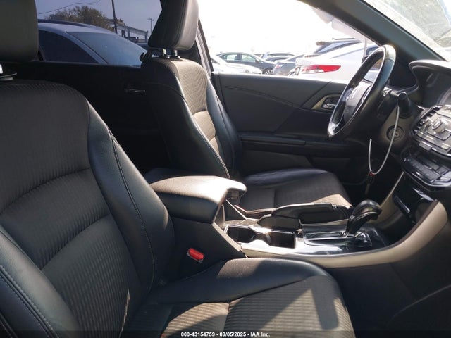 1HGCR2F58HA154321 Honda k24w1