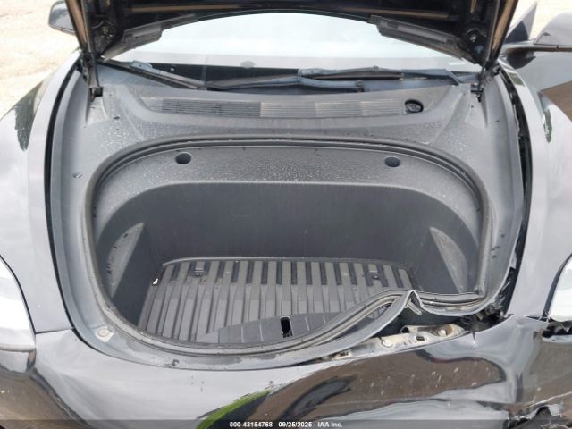 2023 TESLA MODEL 3 5YJ3E1EAXPF436257 Photo 9