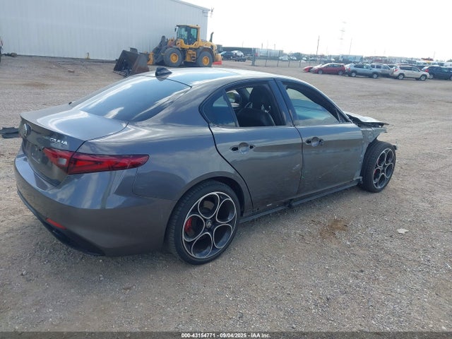 2022 ALFA ROMEO GIULIA ZARFANBN5N7663713 Photo 3